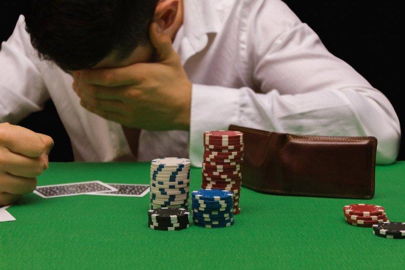 Chơi casino trực tuyến để kiếm tiền thật dễ dàng và an toàn